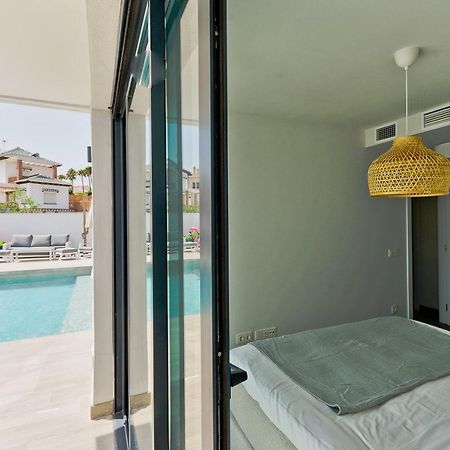 네르하 Royal Palm 36 빌라 외부 사진
